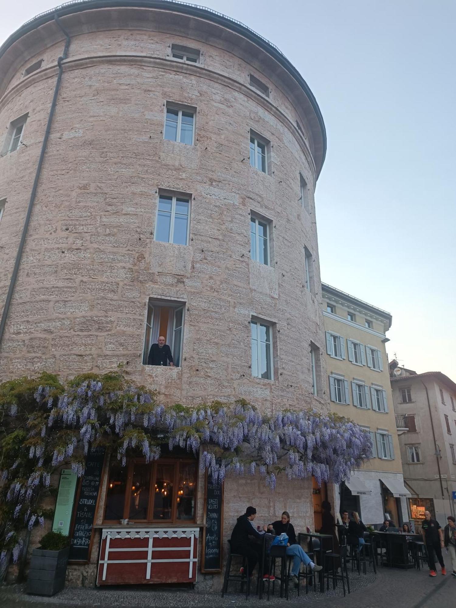 Torrione Trento Hotel Bagian luar foto